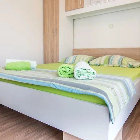 Apartment Ivana Makarska