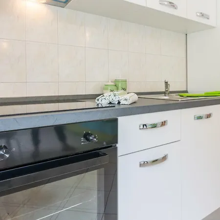 Apartment Ivana Makarska