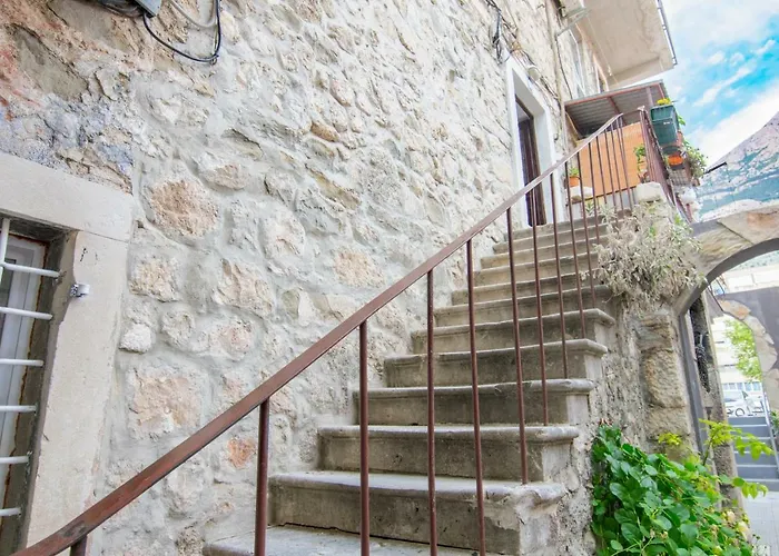 Ivana * מאקרסקה