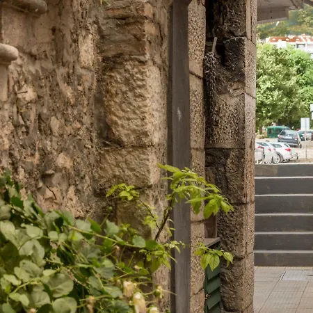 Ivana アパート マカルスカ