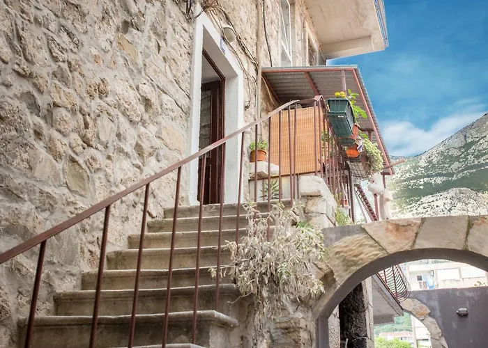 Daire Ivana Makarska